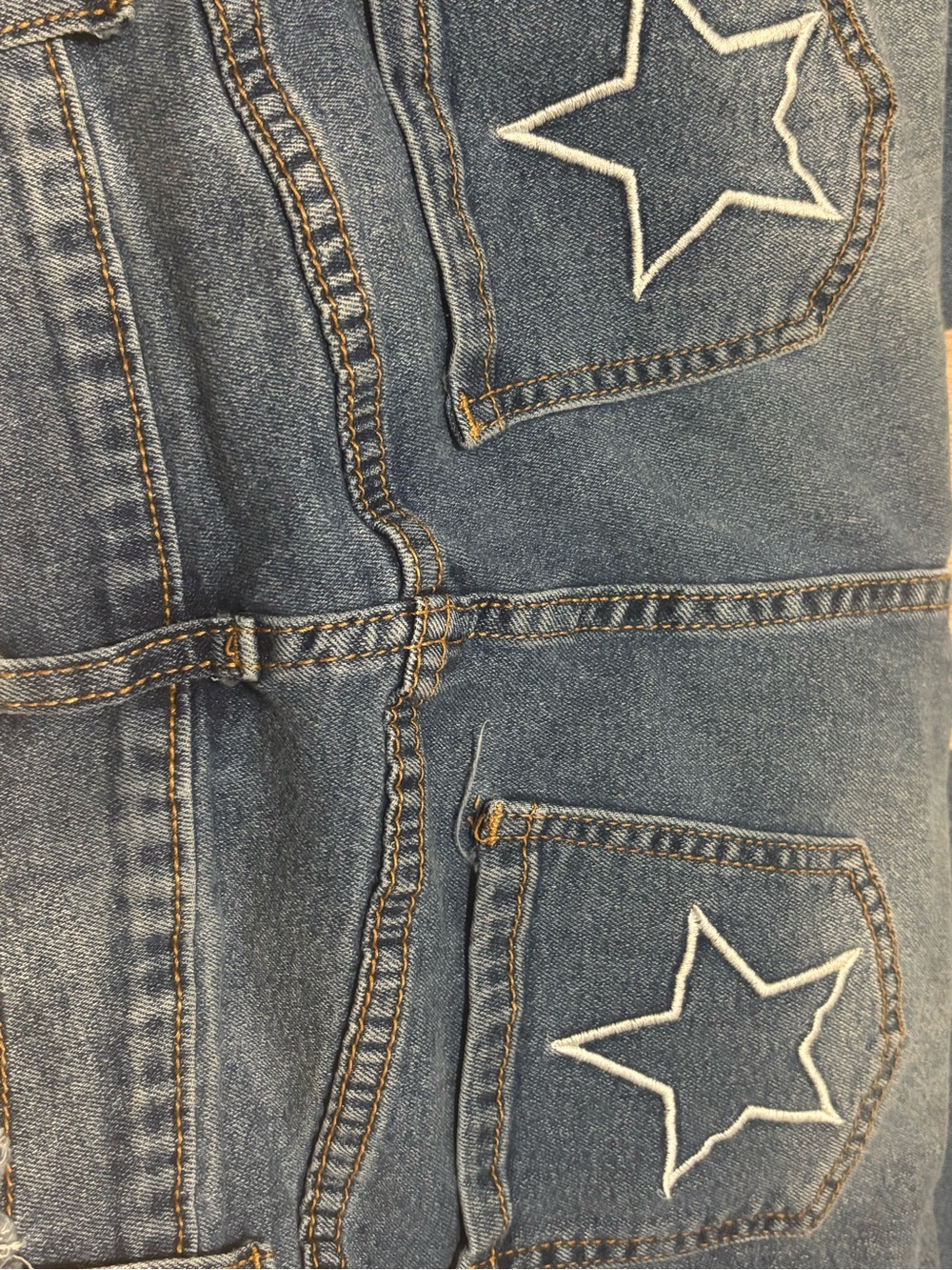 Men's Blue Star-Embroidered Jeans